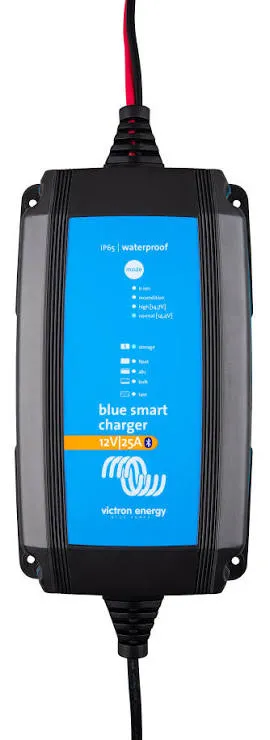 Blue Smart IP65 Charger 12/25(1) 230V CEE 7/17